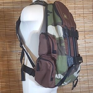 Ezekiel Large Hiking/Camping/Everyday Backpack/Rucksack